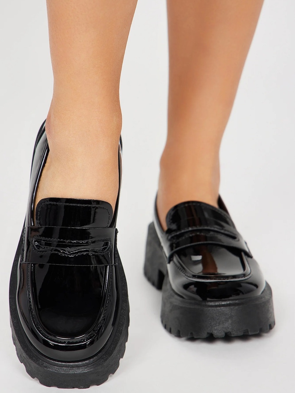 Classic off to class Black  Loafers Heels - Women size 7